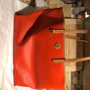 ☘️SALE☘️Authentic Tory Burch large tote